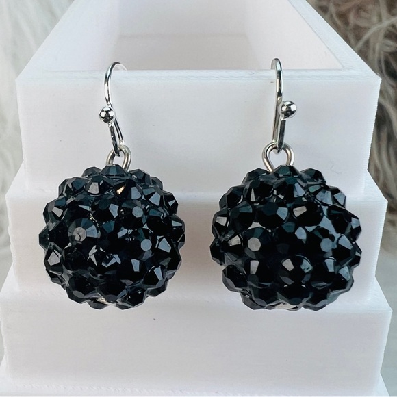 Silvertone and black reflective, lightweight ball bead pierced earrings - Picture 3 of 5